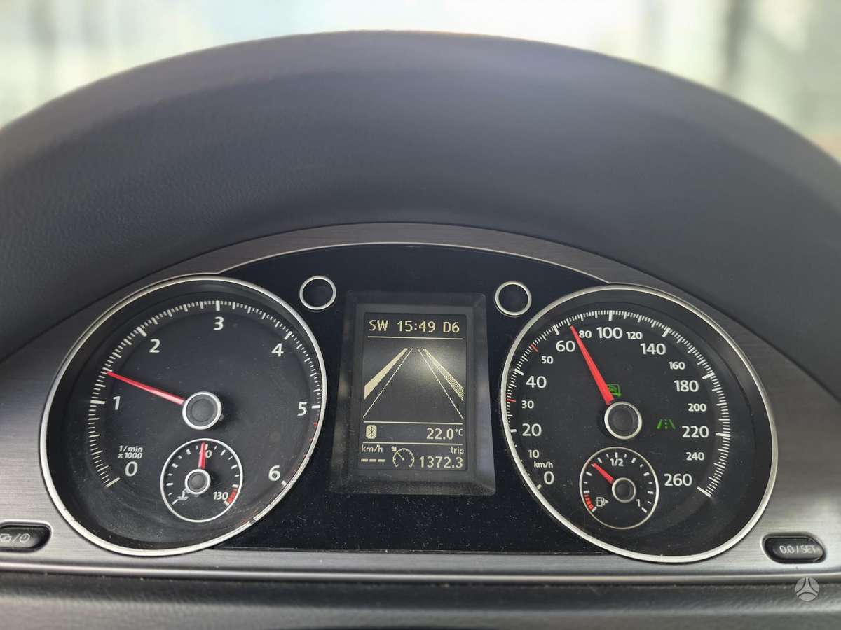 Volkswagen Passat 2013 — photo 13
