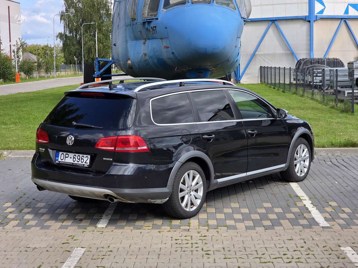 Volkswagen Passat 2013 — engine 2000 cm³, 177 HP (130kW)