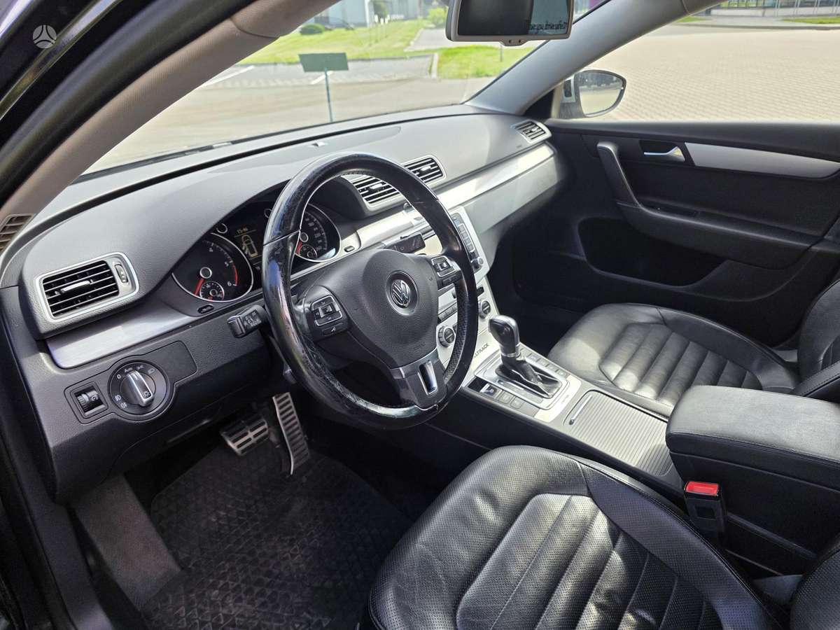 Volkswagen Passat 2013 — photo 7