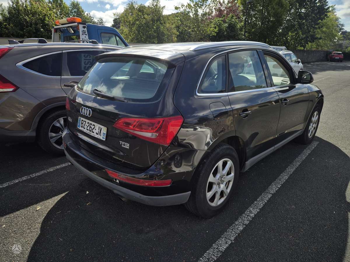 Audi Q5 2012 — interior