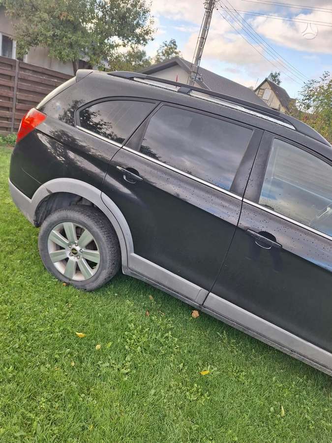 Chevrolet Captiva 2008 — салон
