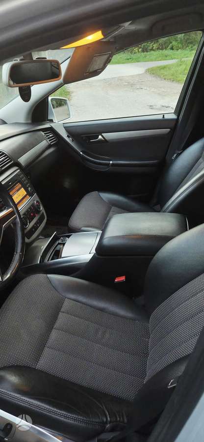 Mercedes-Benz R350 2013 — photo 13
