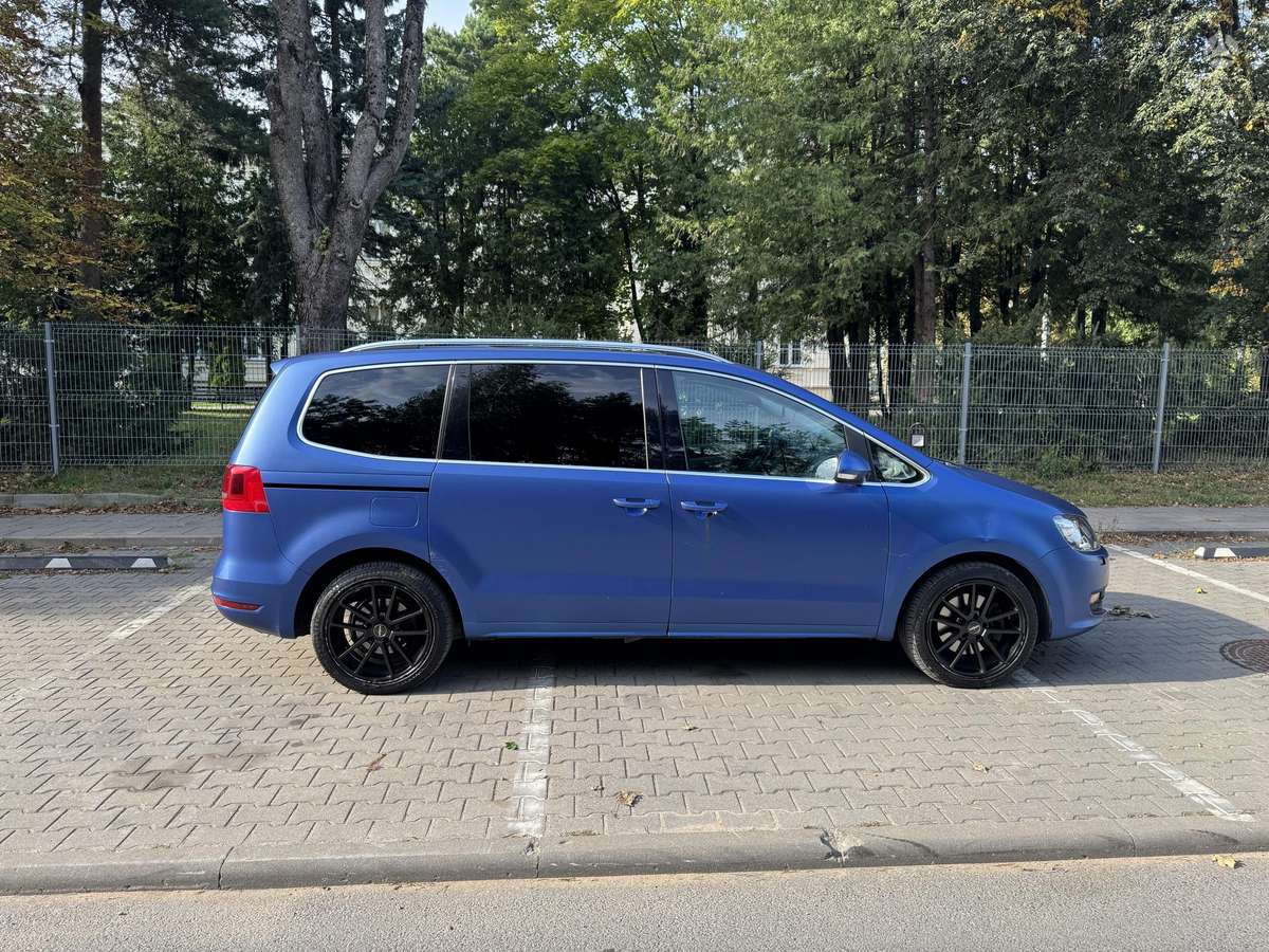 Volkswagen Sharan 2011 — engine 1968 cm³, 170 HP (125kW)