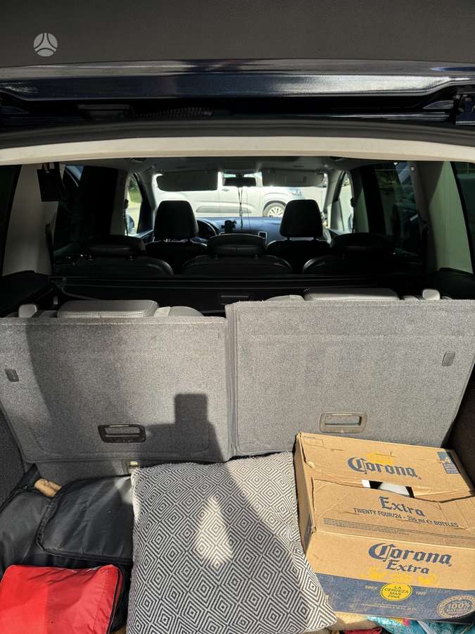 Volkswagen Sharan 2011 — photo 5