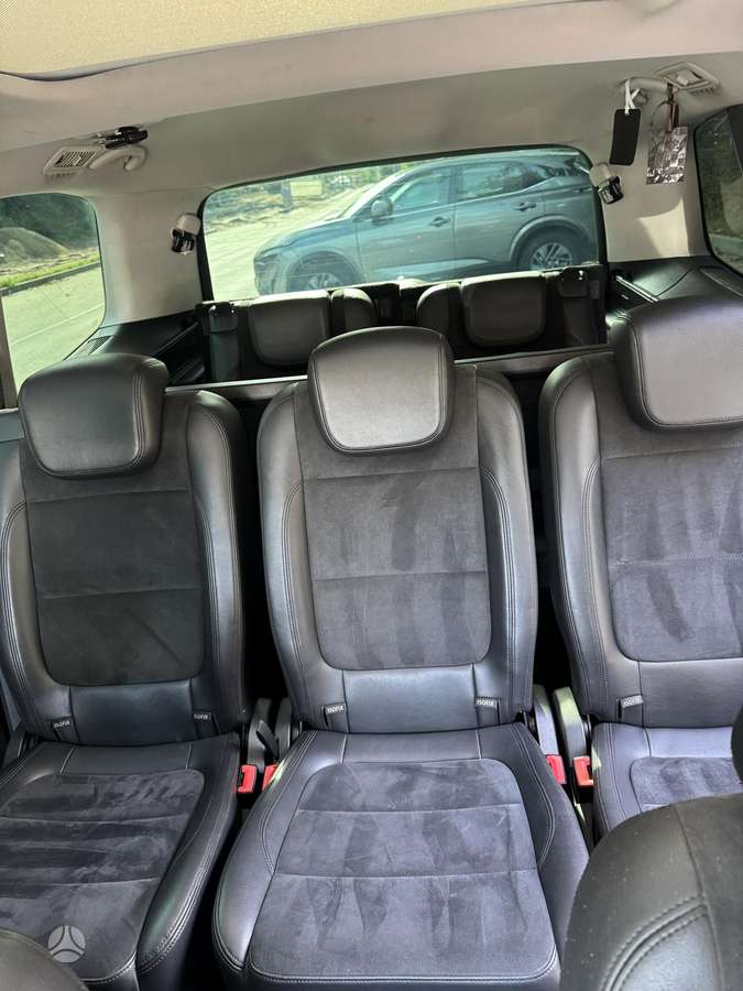 Volkswagen Sharan 2011 — photo 6