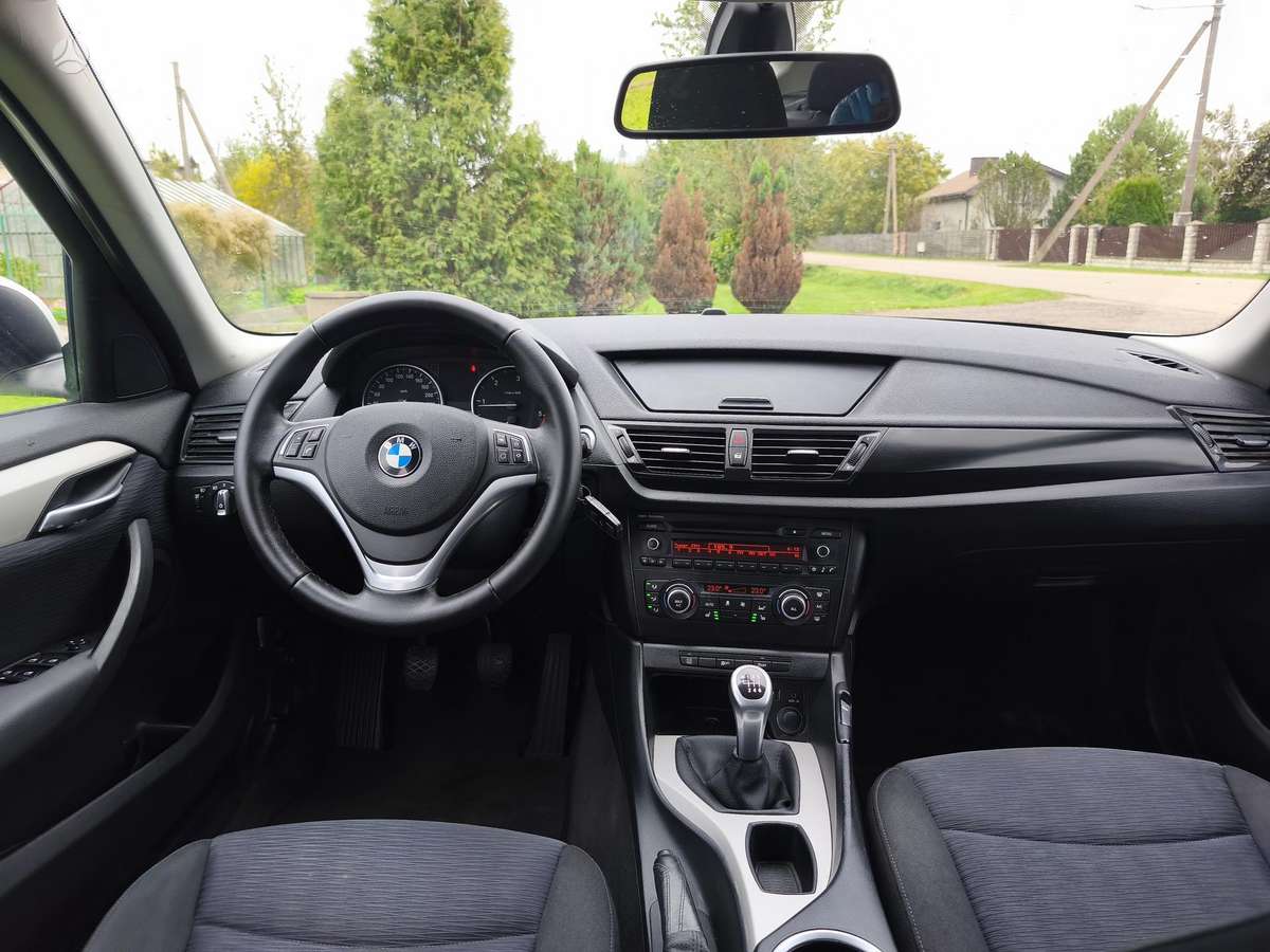 BMW X1 2013 — photo 10