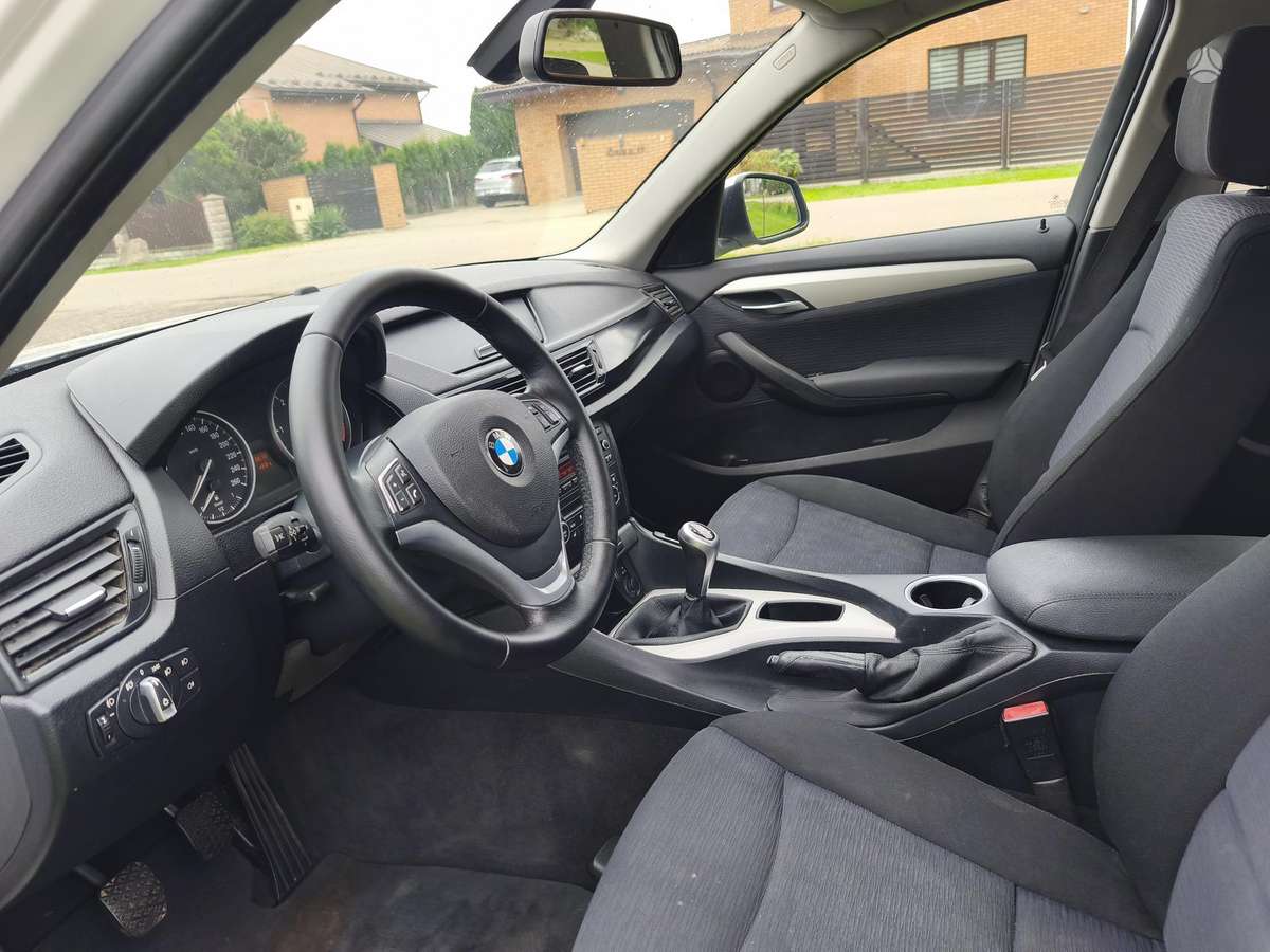 BMW X1 2013 — photo 14