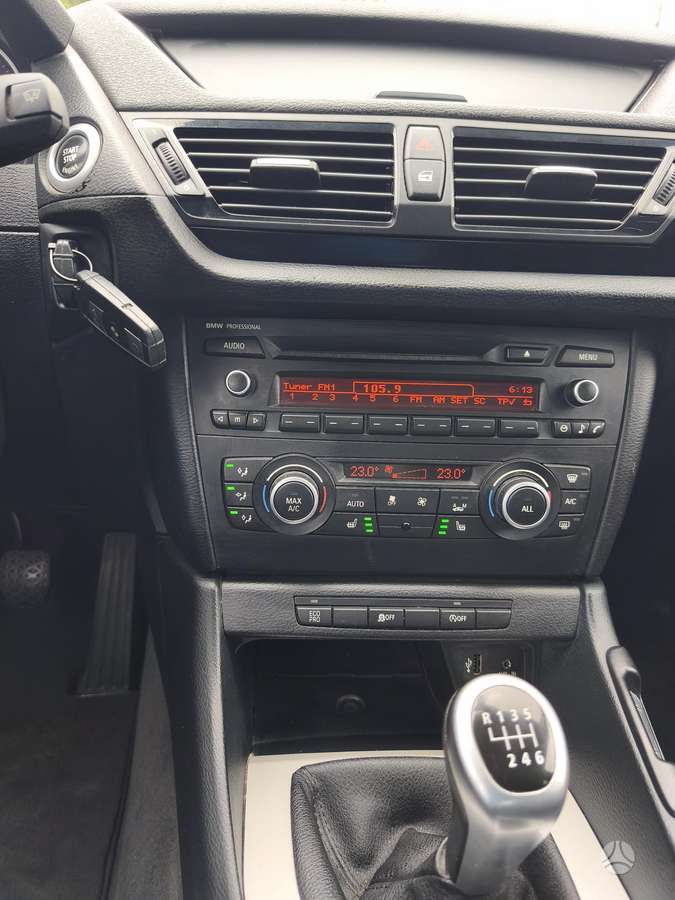 BMW X1 2013 — photo 15