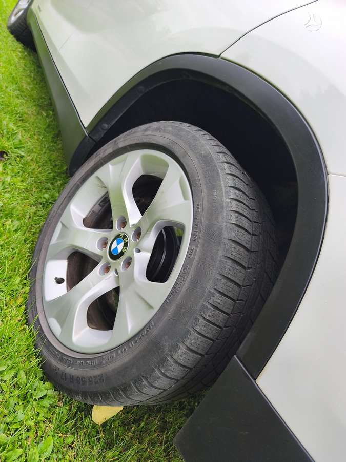 BMW X1 2013 — photo 17