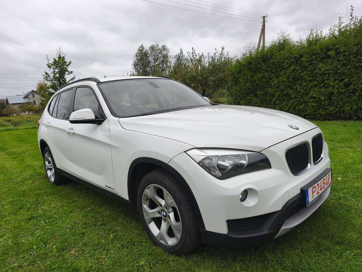 BMW X1 2013 — interior