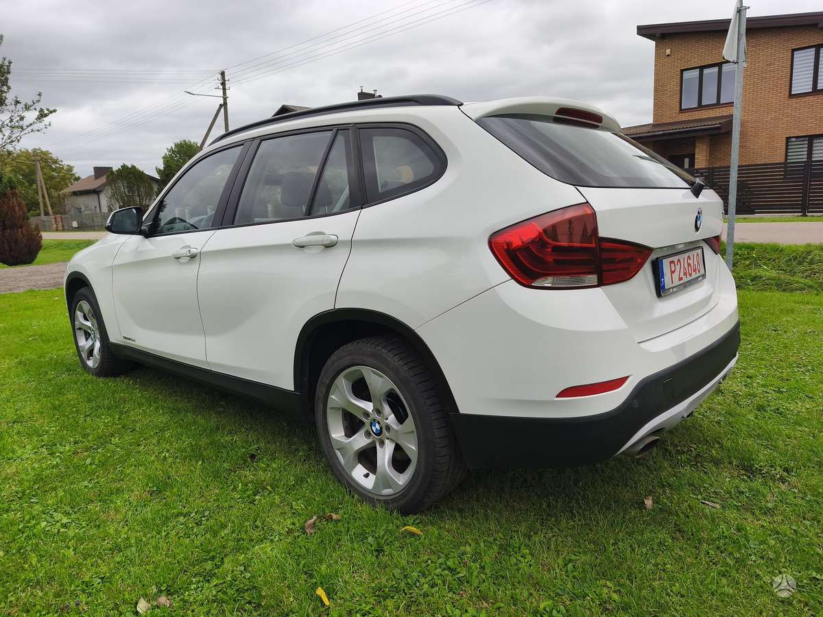 BMW X1 2013 — engine 1995 cm³, 143 HP (105kW)