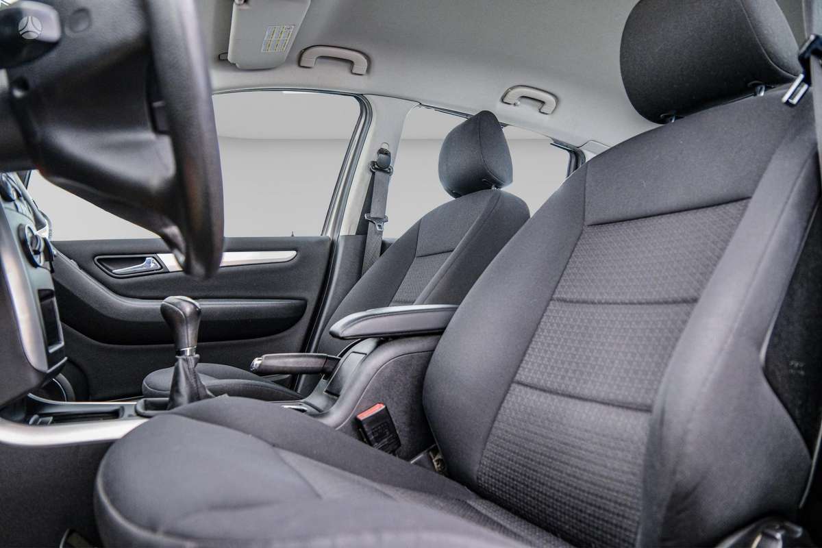 Mercedes-Benz B180 2008 — photo 5