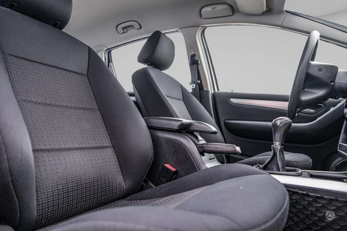 Mercedes-Benz B180 2008 — photo 7