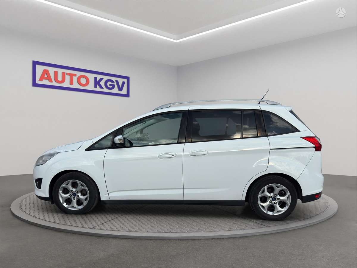 Ford Grand 2014 — rear view