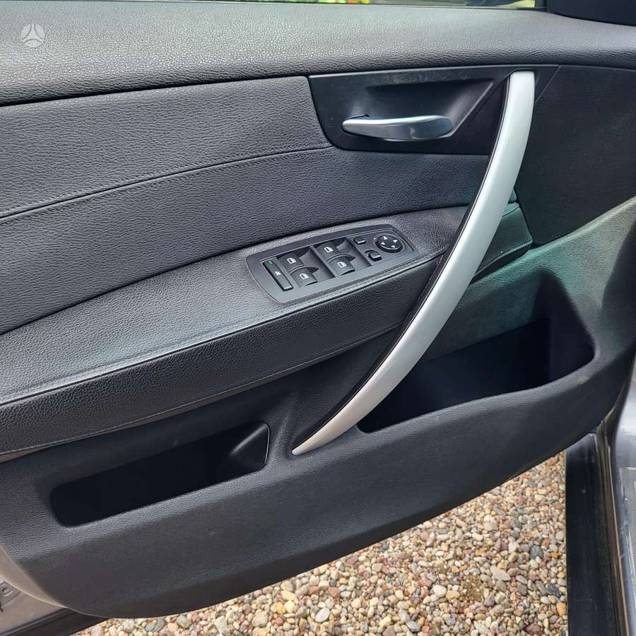 BMW X3 2008 — interior