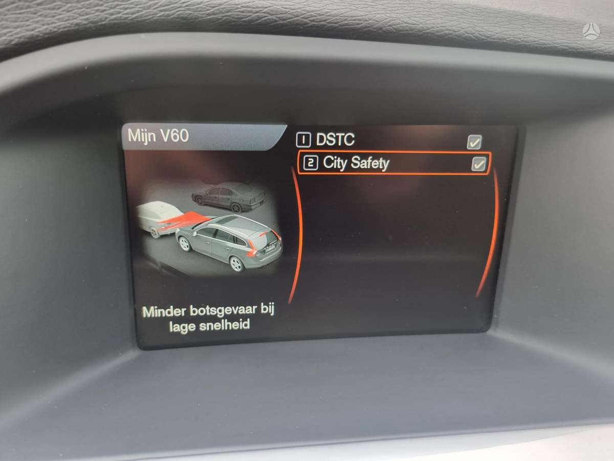 Volvo V60 2013 — photo 27