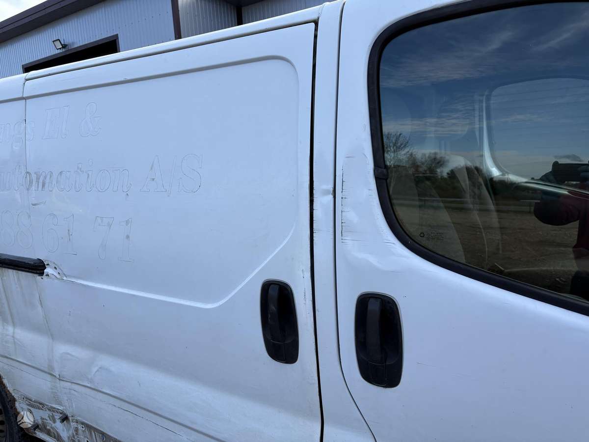 Opel Vivaro 2004 — photo 14