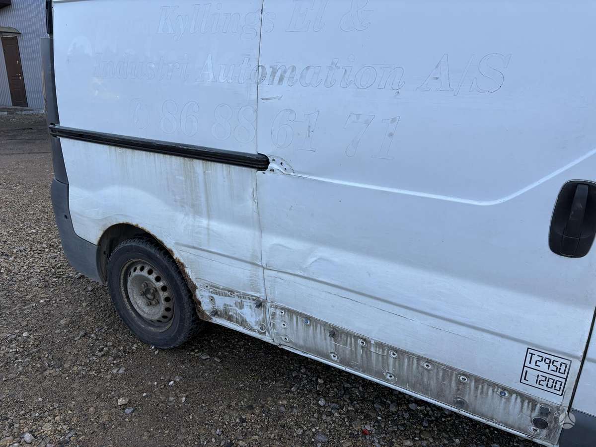 Opel Vivaro 2004 — photo 15