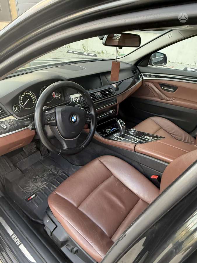 BMW 520 2011 — фото 17