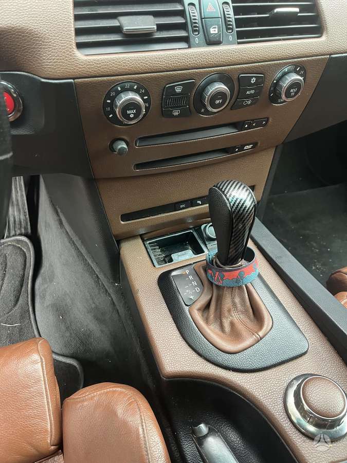 BMW 530 2006 — photo 5