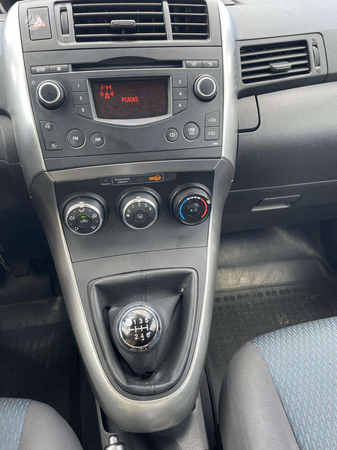 Toyota Verso 2013 — photo 11