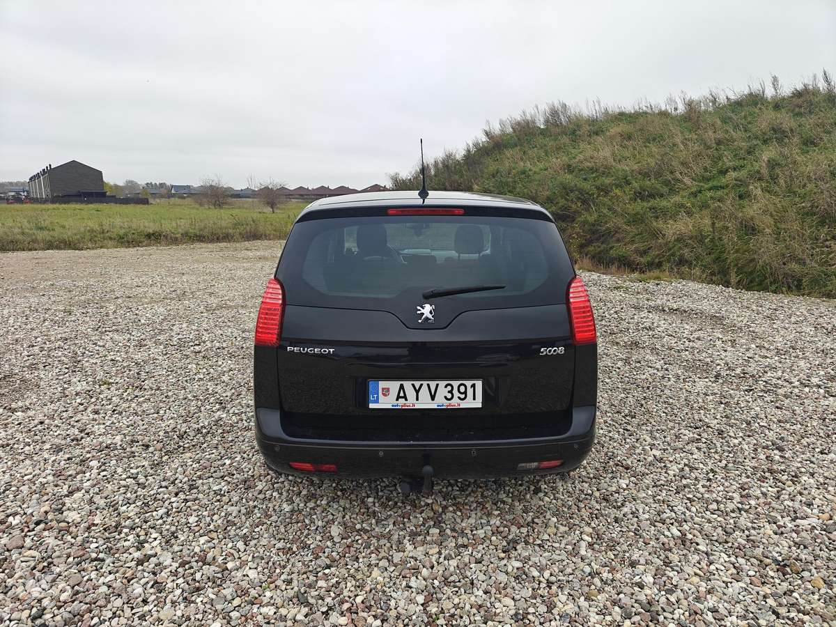 Peugeot 5008 2010 — photo 5
