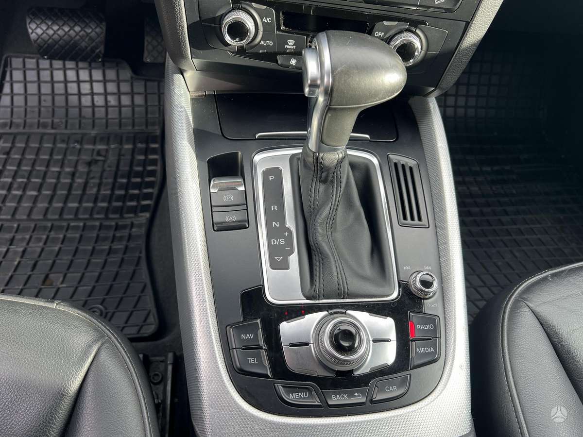 Audi Q5 2015 — photo 22