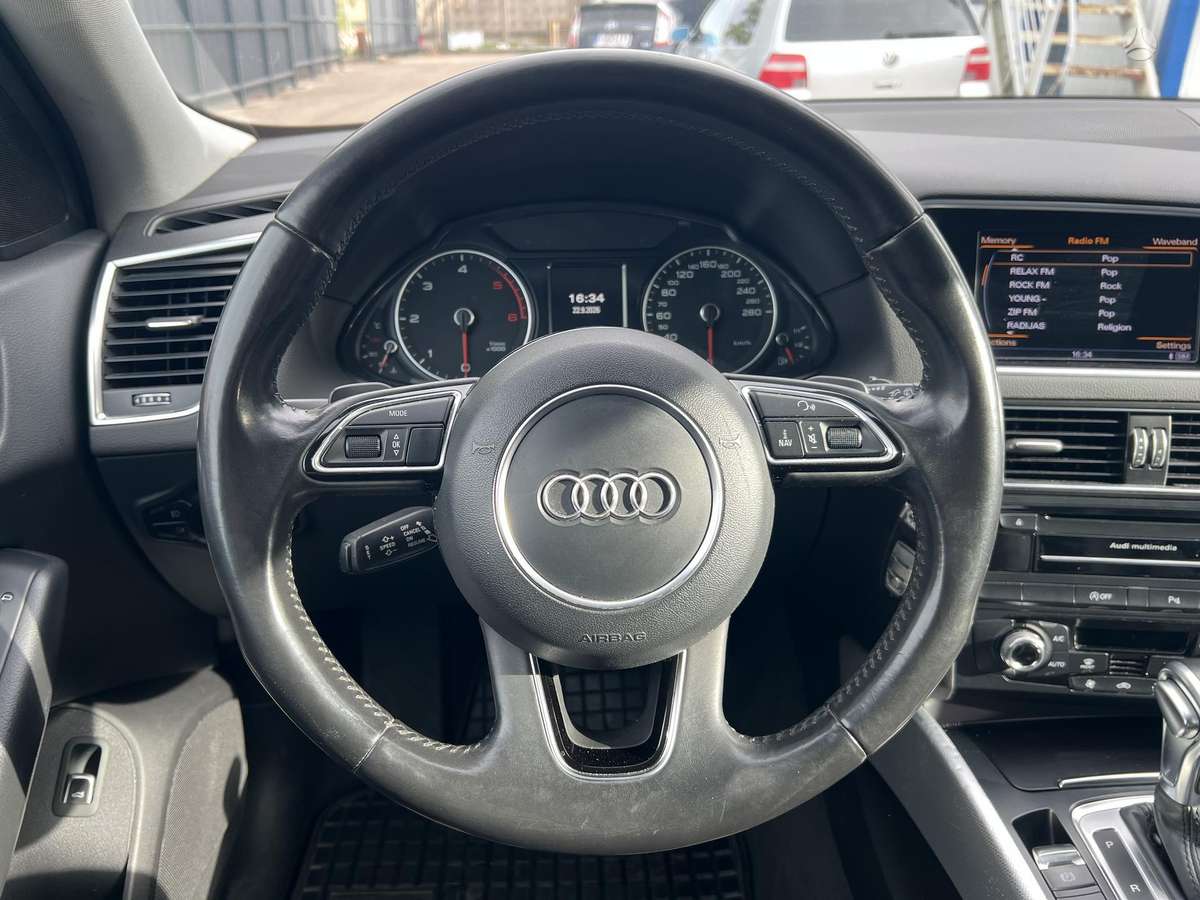 Audi Q5 2015 — photo 27