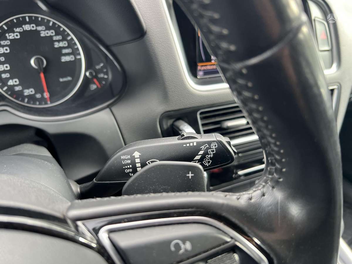 Audi Q5 2015 — photo 30