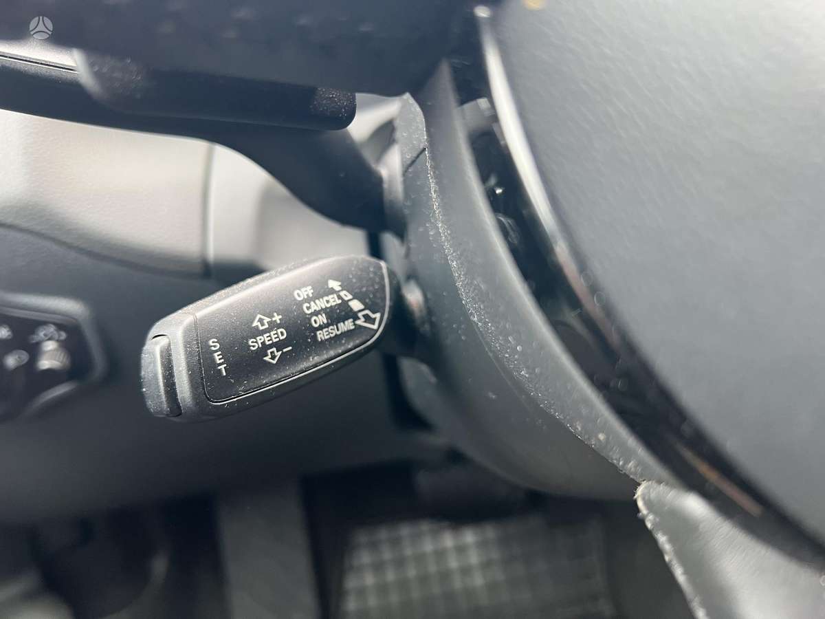 Audi Q5 2015 — photo 31