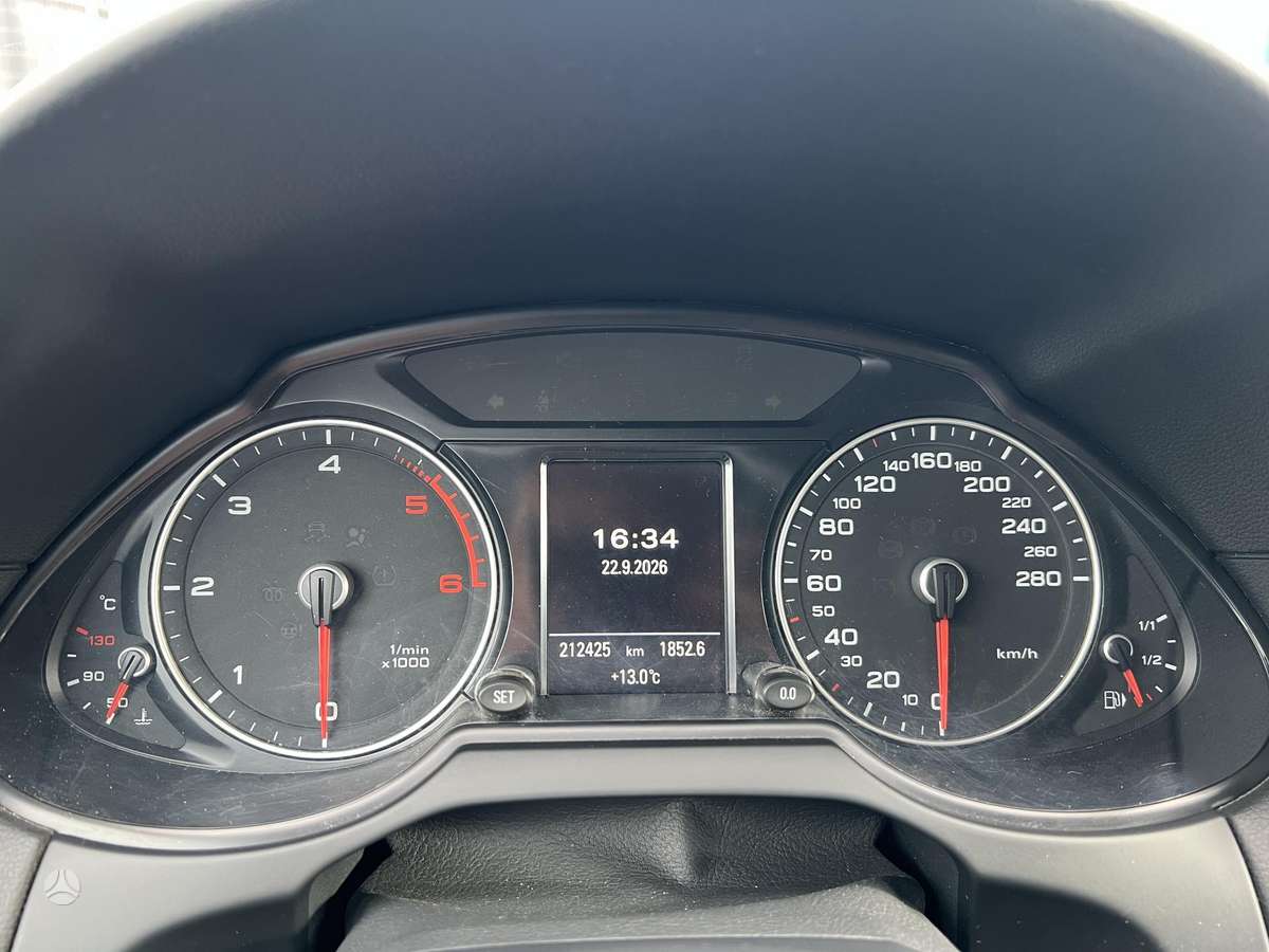 Audi Q5 2015 — photo 32