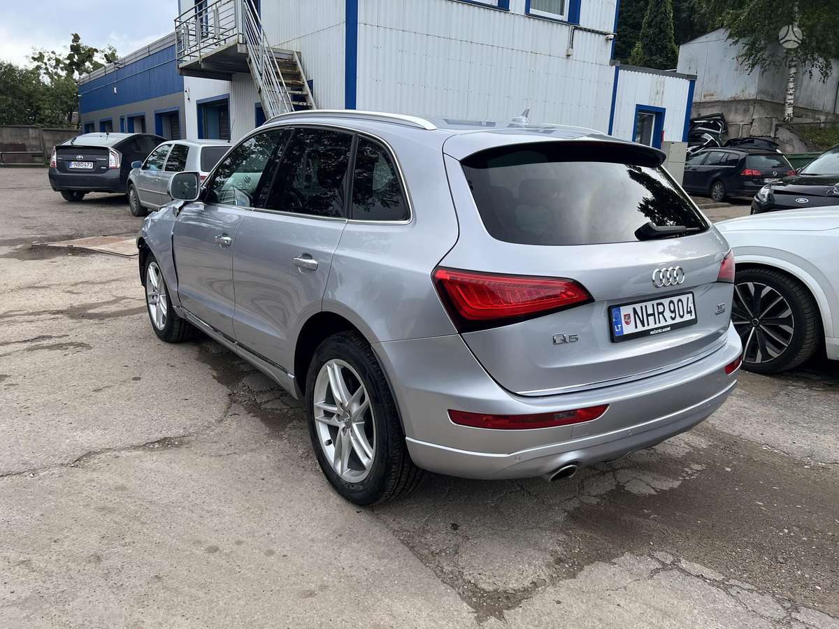 Audi Q5 2015 — engine 1968 cm³, 190 HP (140kW)