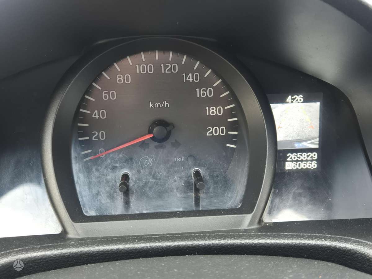 Nissan NV200 2010 — photo 9