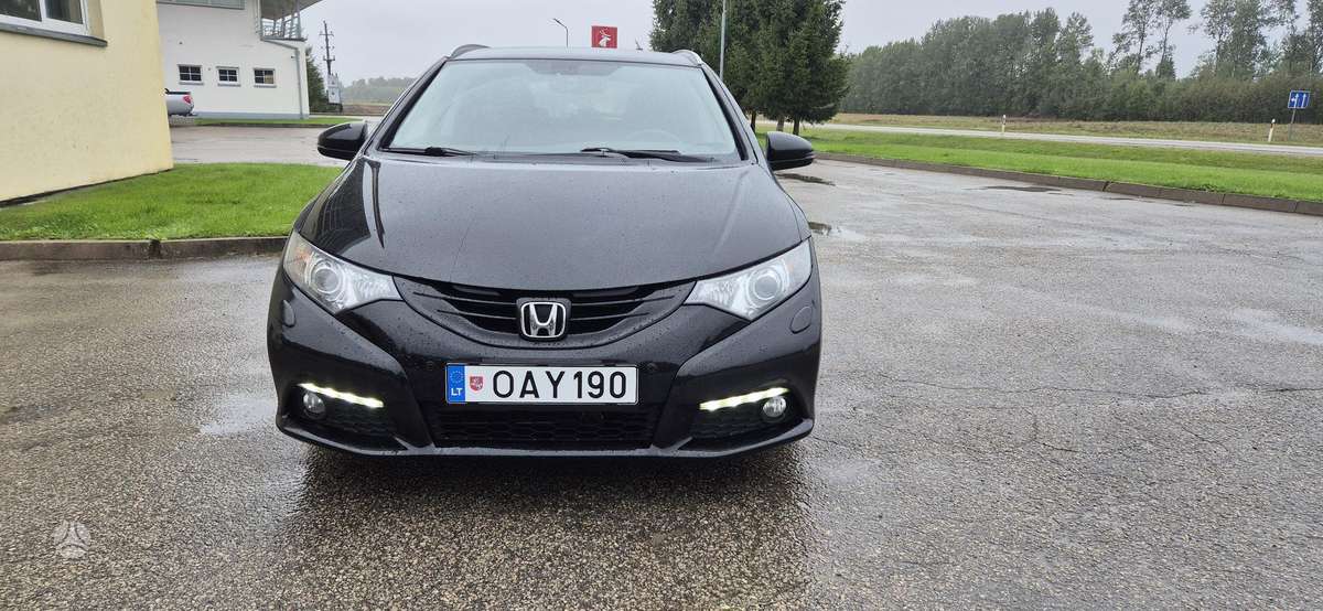 Honda Civic 2015 — rear view