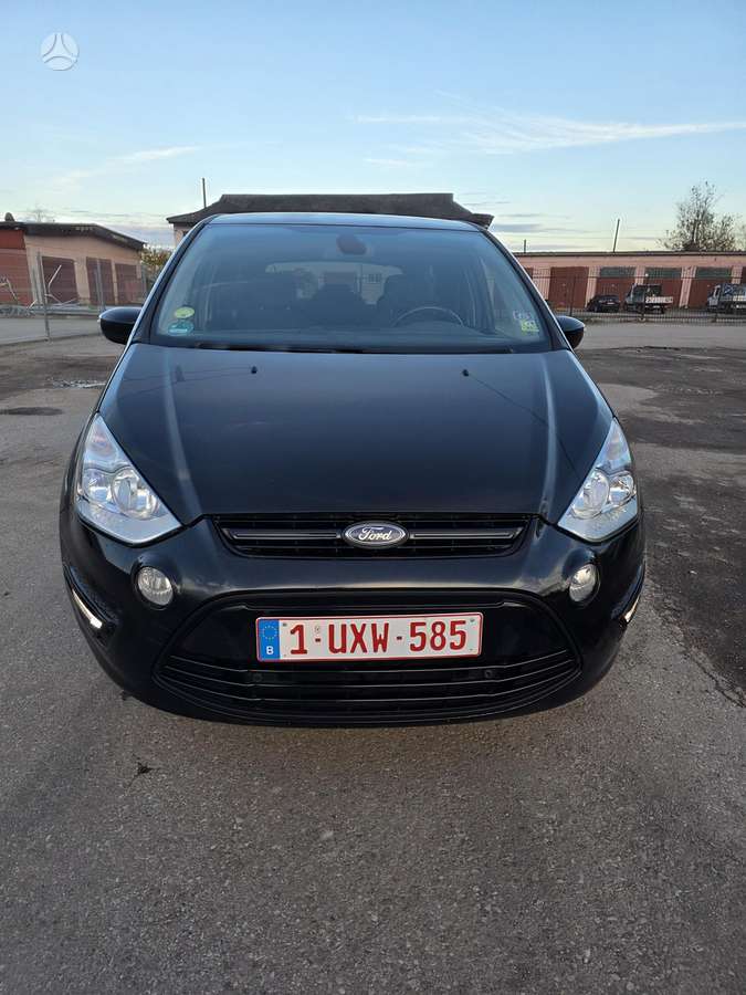 Ford S-MAX 2014 — interior