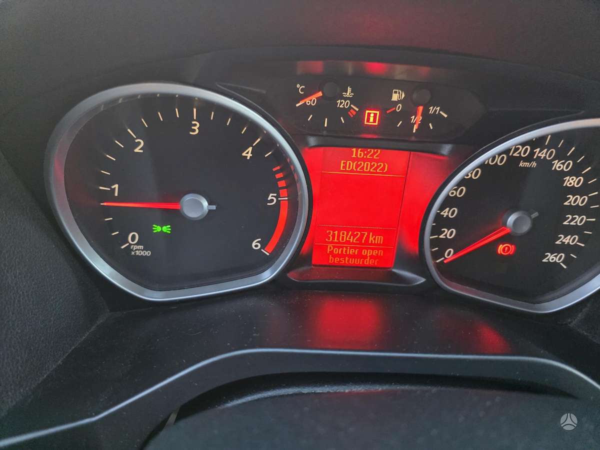 Ford S-MAX 2014 — photo 9