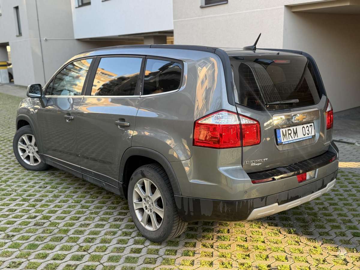 Chevrolet Orlando 2011 — engine 1998 cm³, 163 HP (120kW)
