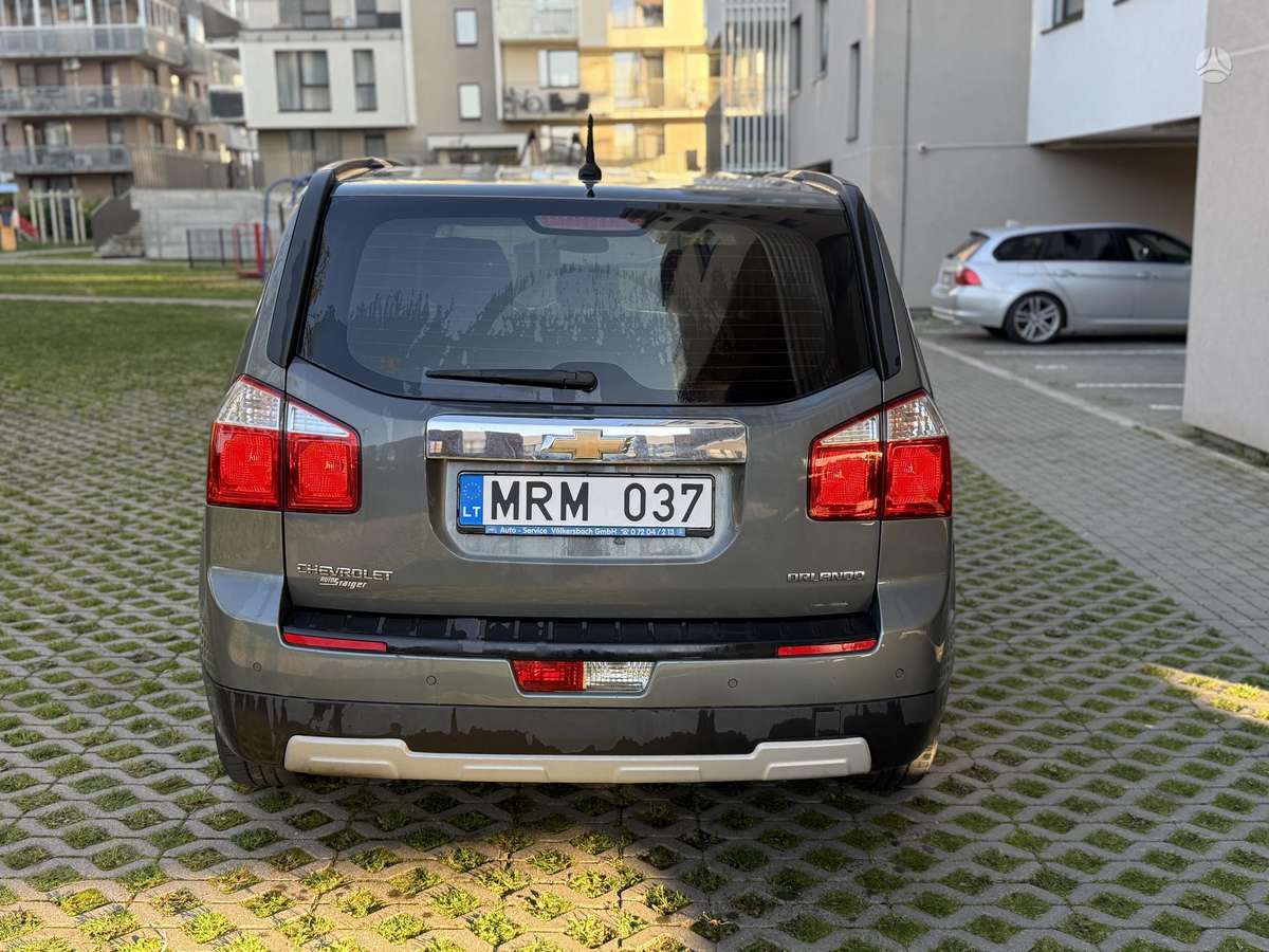 Chevrolet Orlando 2011 — photo 5