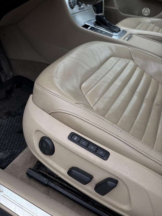 Volkswagen Passat 2014 — photo 19