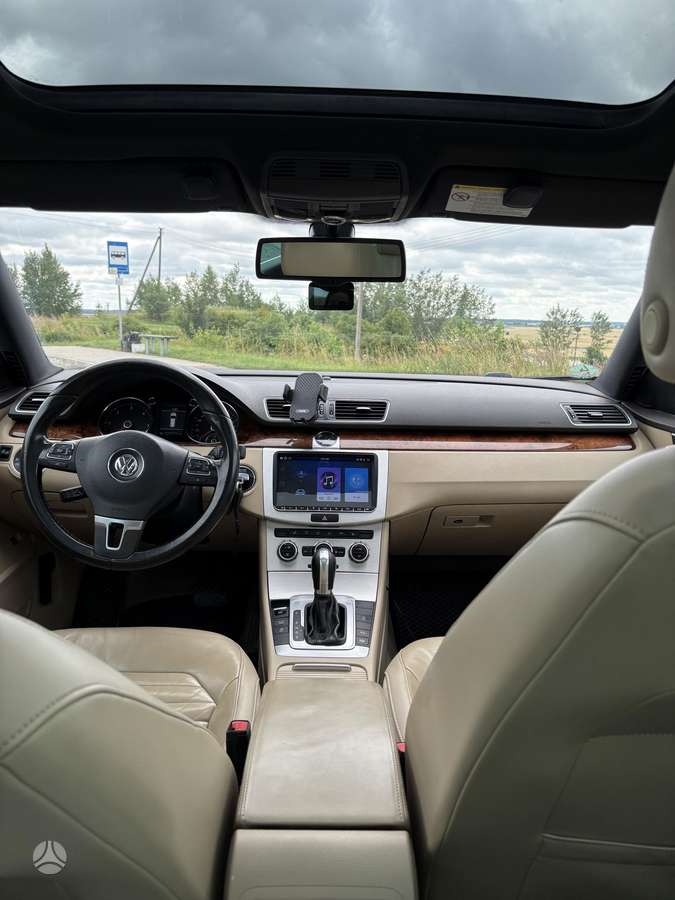 Volkswagen Passat 2014 — photo 21