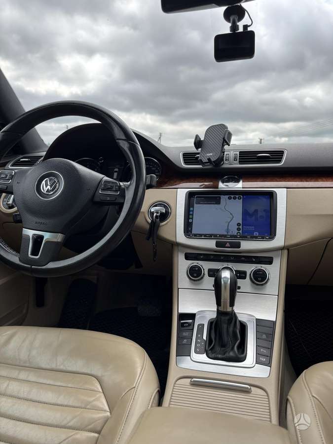 Volkswagen Passat 2014 — photo 22