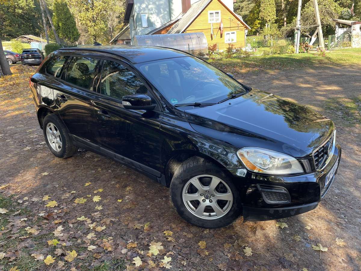 Volvo XC60 2010 — photo 5