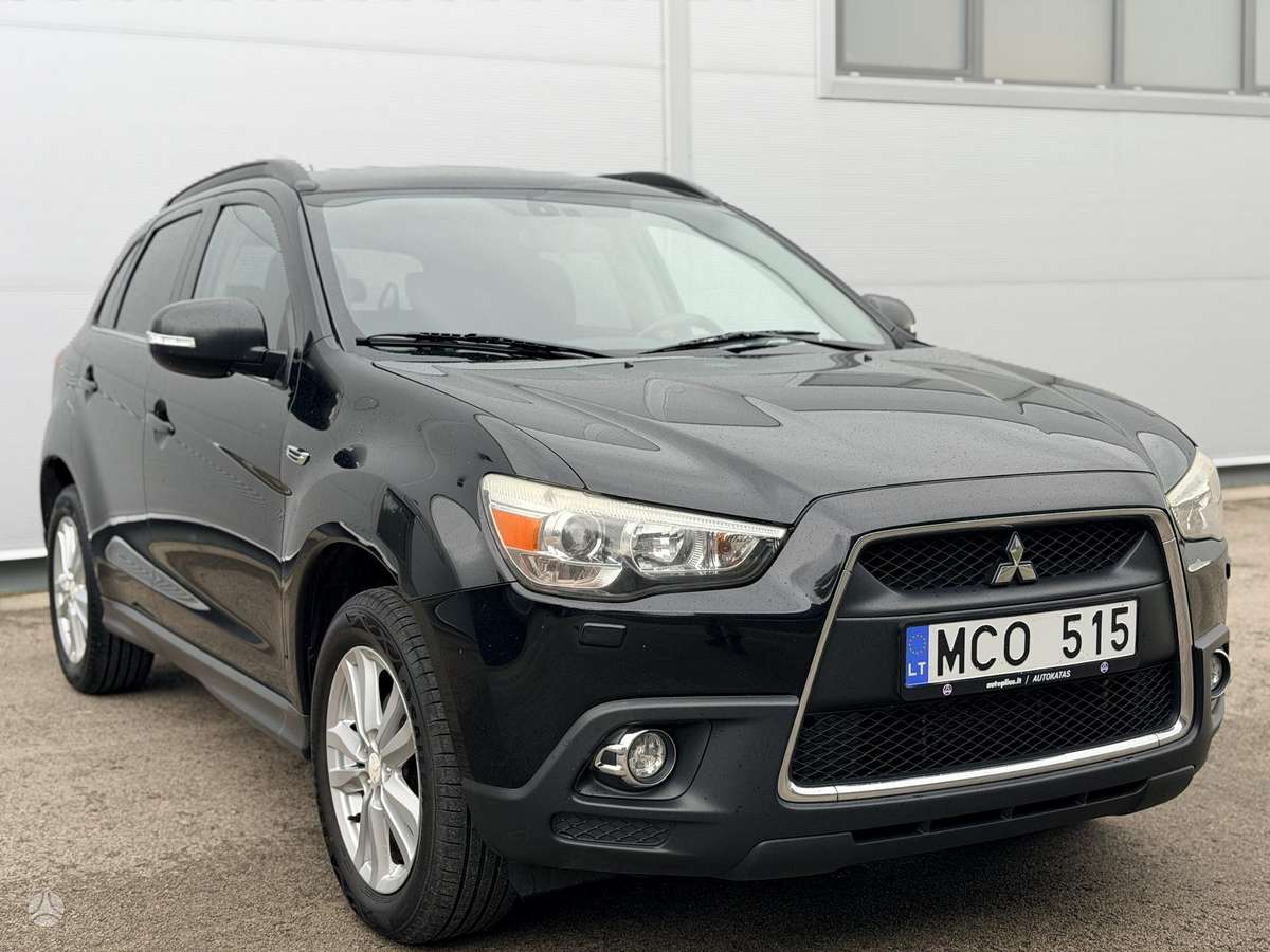 Mitsubishi ASX 2011 — rear view