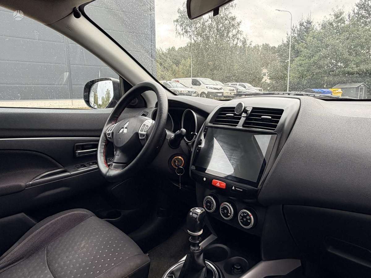 Mitsubishi ASX 2011 — photo 23