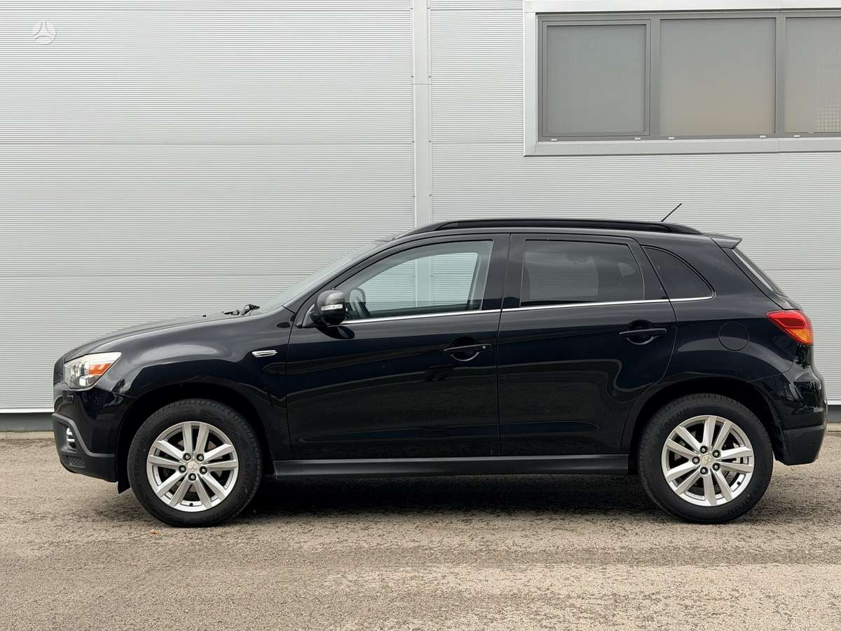 Mitsubishi ASX 2011 — photo 8