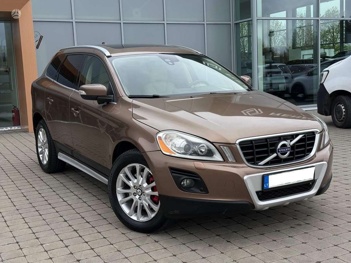 Volvo XC60 2008 — rear view