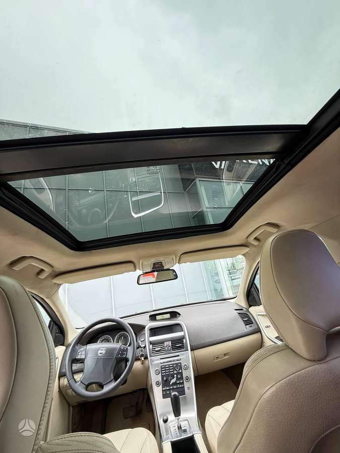 Volvo XC60 2008 — photo 28