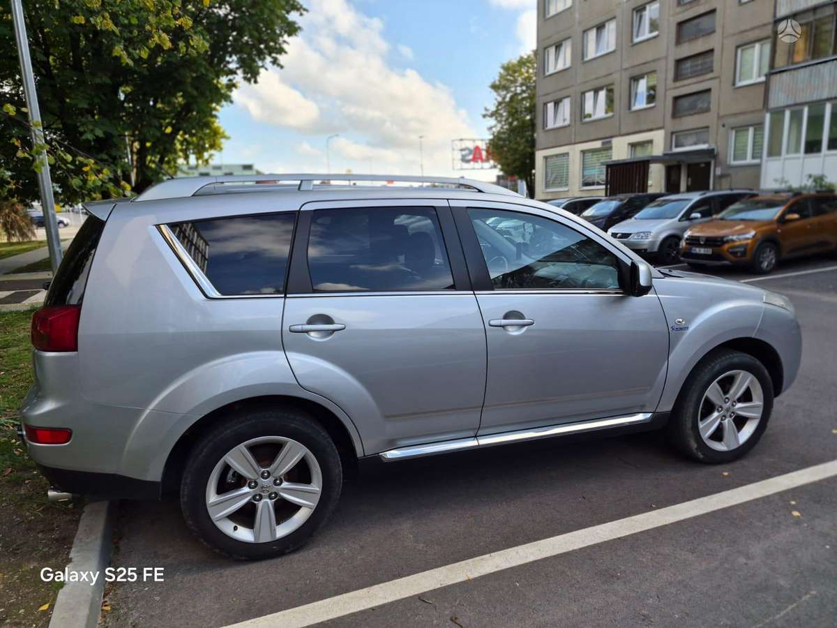 Peugeot 4007 2011 — engine 2200 cm³, 156 HP (115kW)