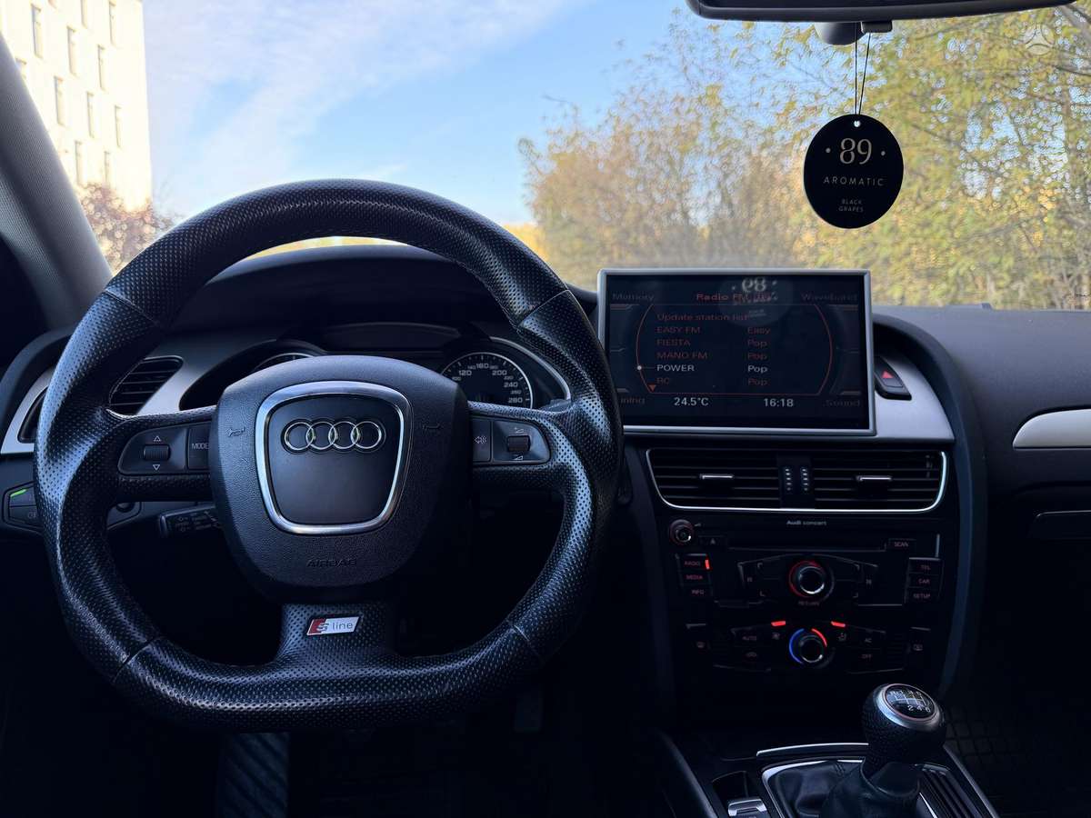 Audi A4 2008 — photo 6