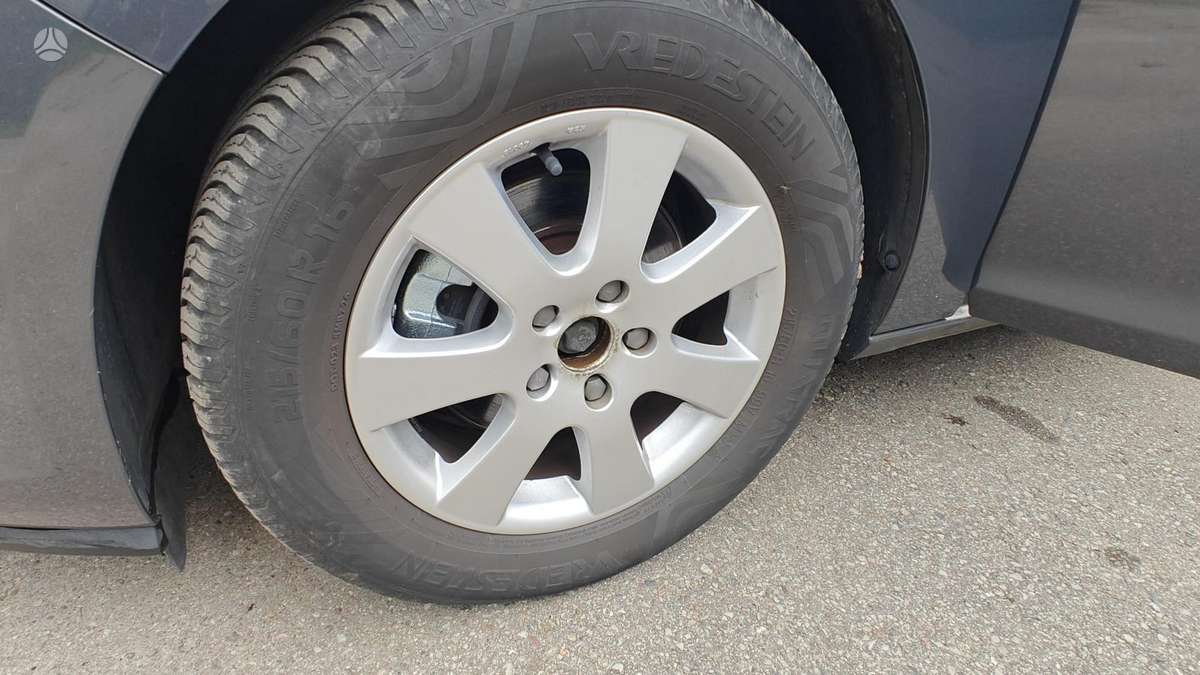Opel Astra 2014 — photo 15
